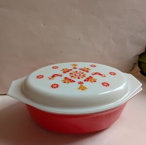 Vintage Pyrex Red Friendship Casserole Dish With Lid in VGUC